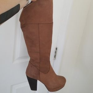 Brown boots
